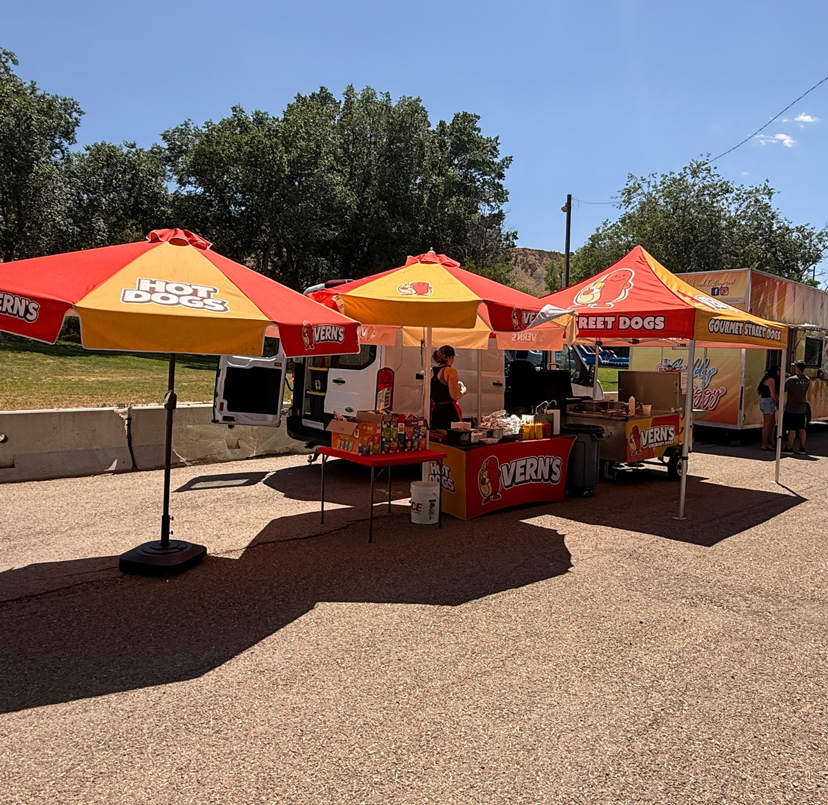 Vern's Hot Dogs working a real event